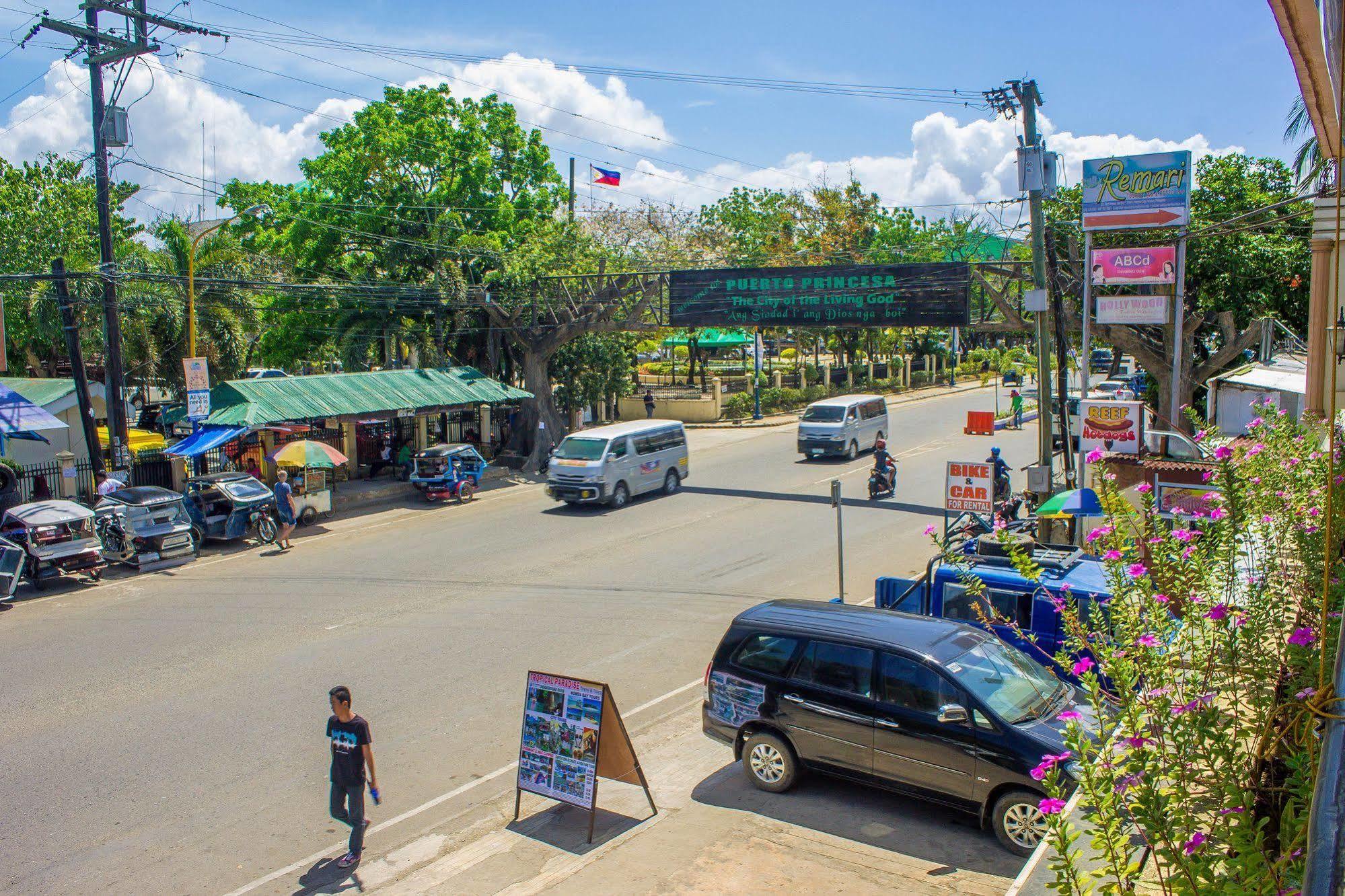 Remari Tourist Inn Puerto Princesa Eksteriør bilde